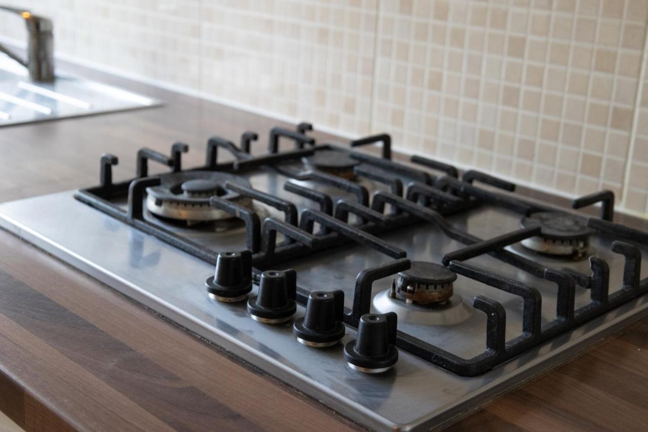 London - 4 Bed - Sleeps 8 - Garden - Pet Friendly Villa Buitenkant foto