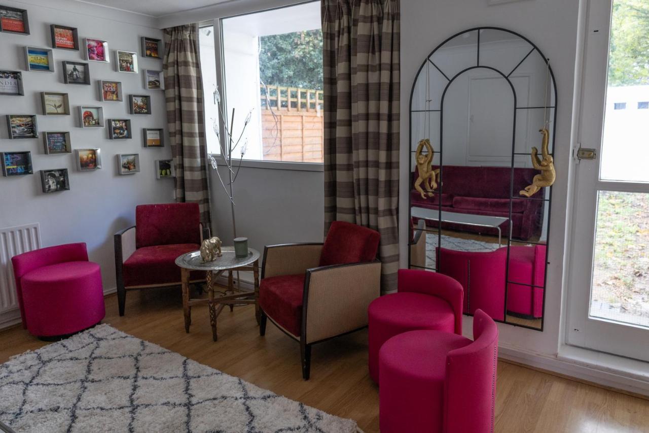 London - 4 Bed - Sleeps 8 - Garden - Pet Friendly Villa Buitenkant foto